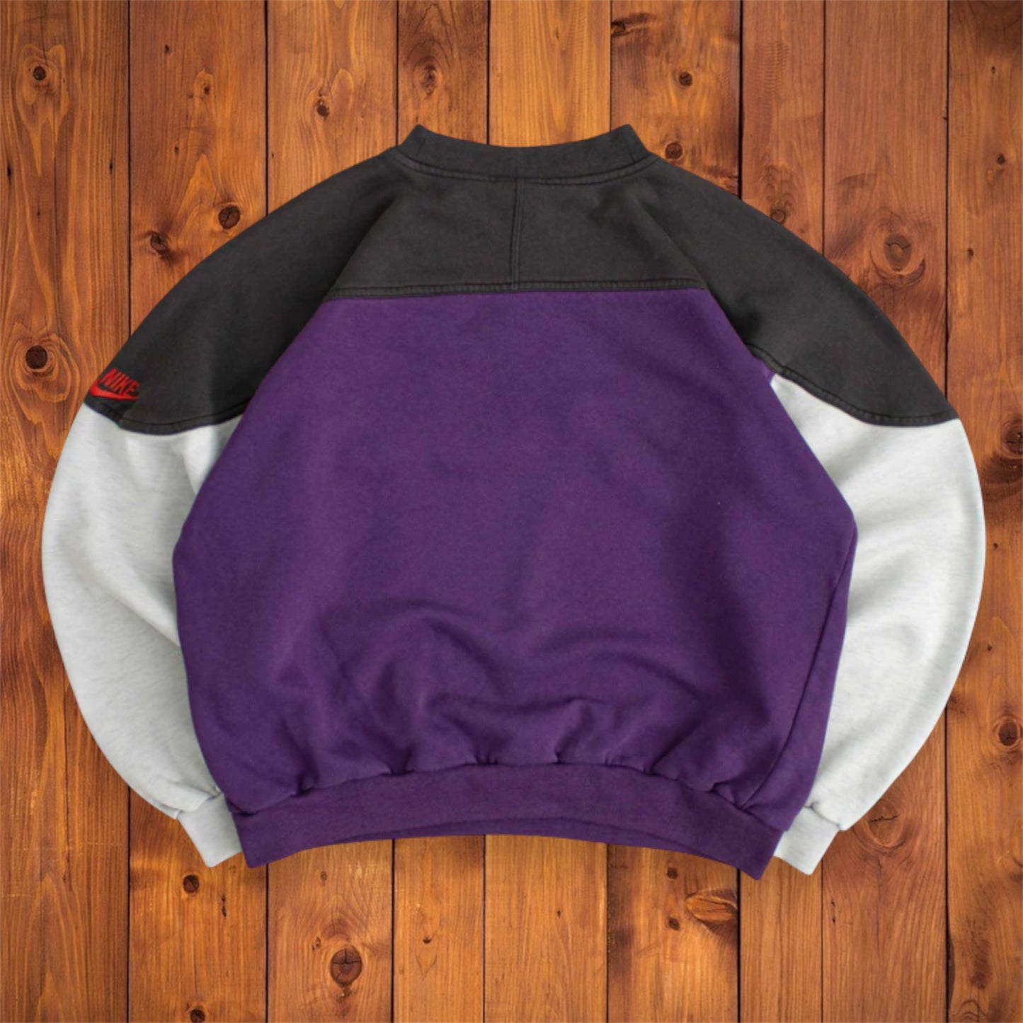 NIKE 90s Sweater (L)