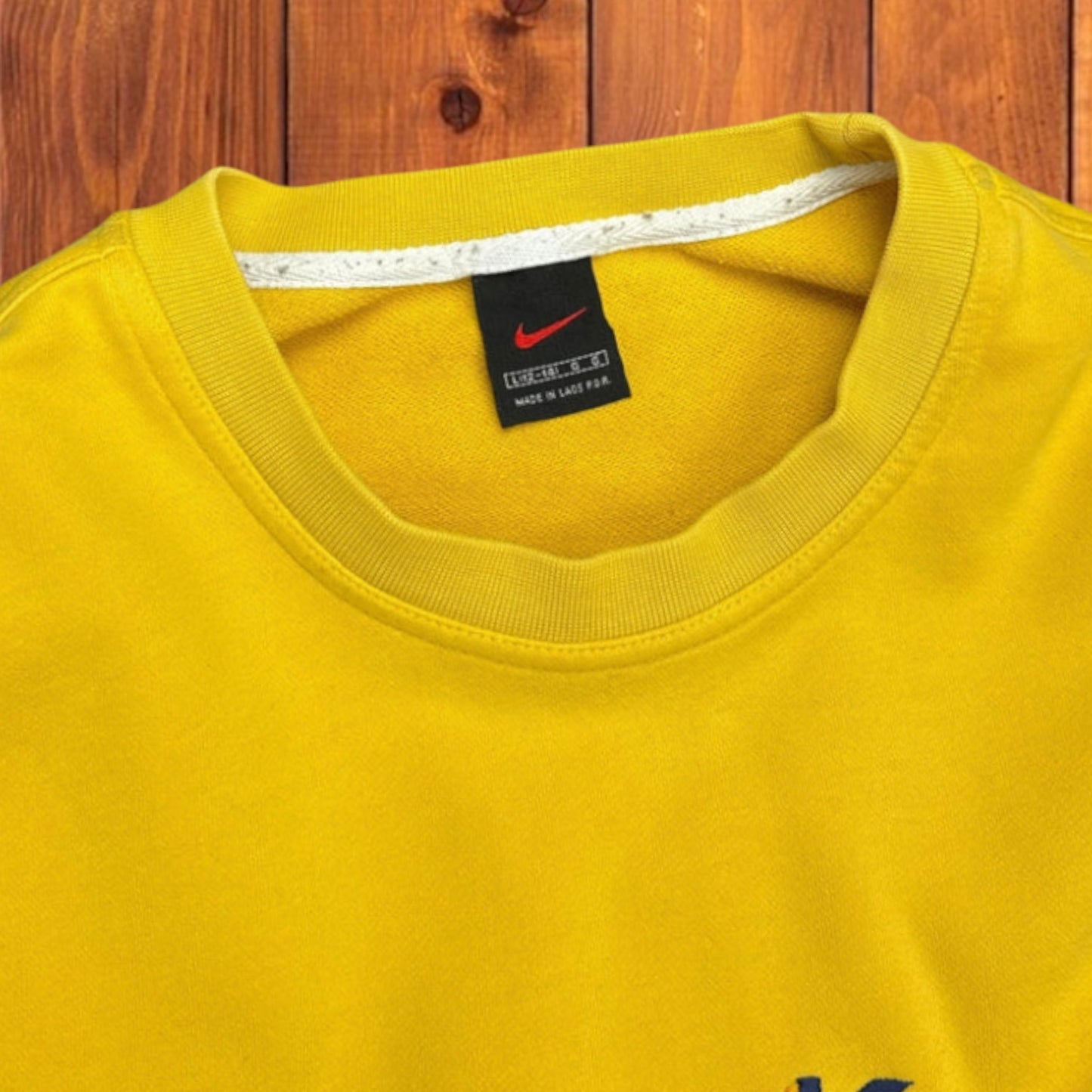 NIKE 90s Sweater (L)