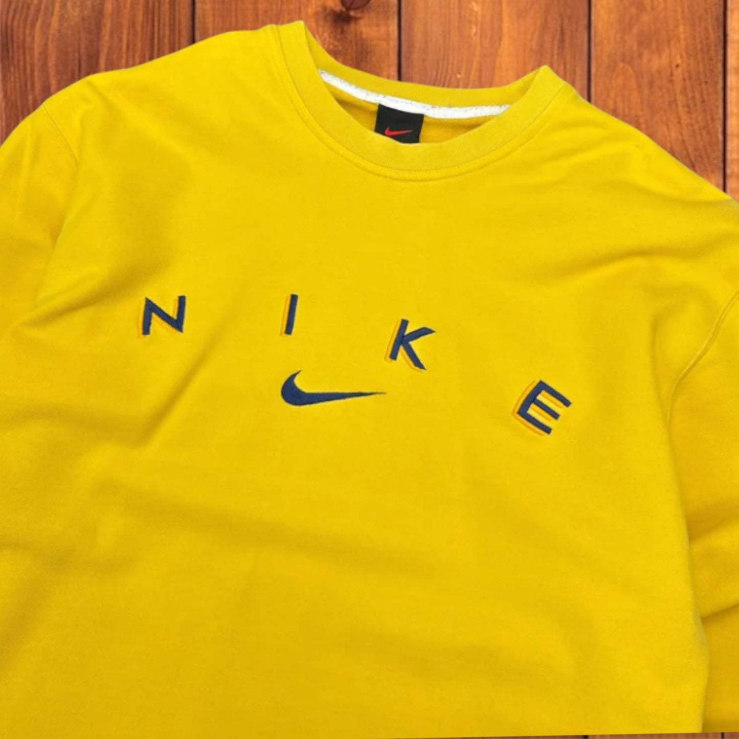 NIKE 90s Sweater (L)