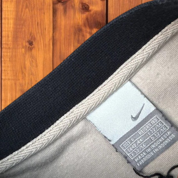 NIKE Y2K Sweater (L)
